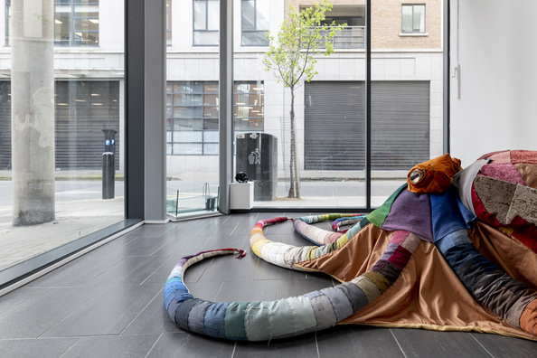 LAB Molecular Revolutions 72 DPI 32